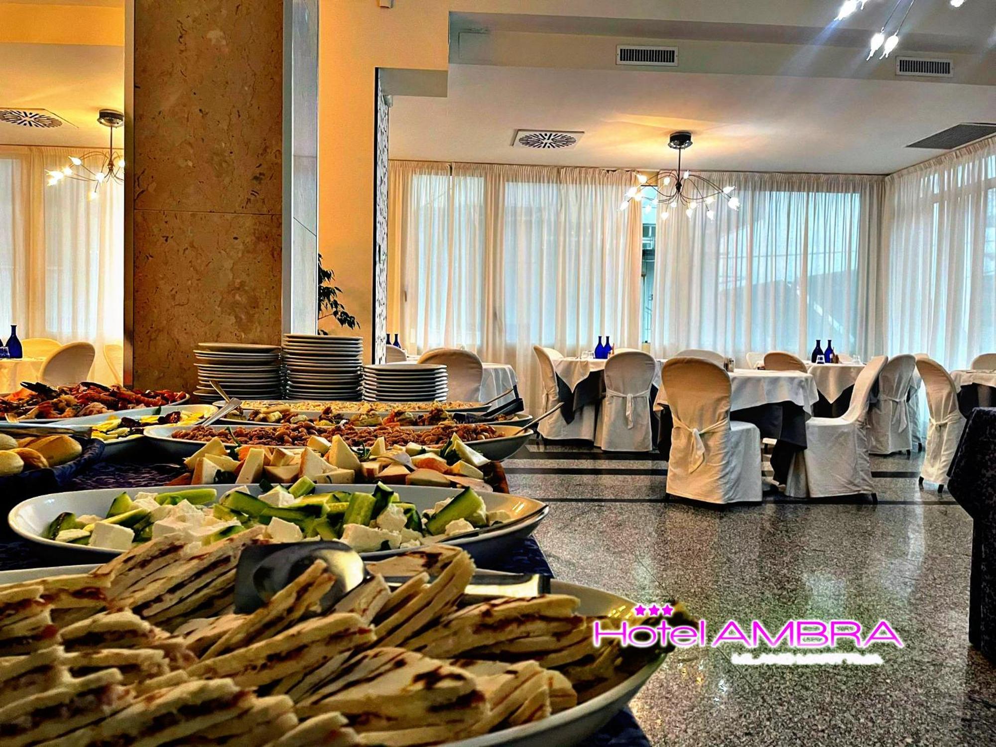Hotel Ambra Милано Мартима Екстериор снимка