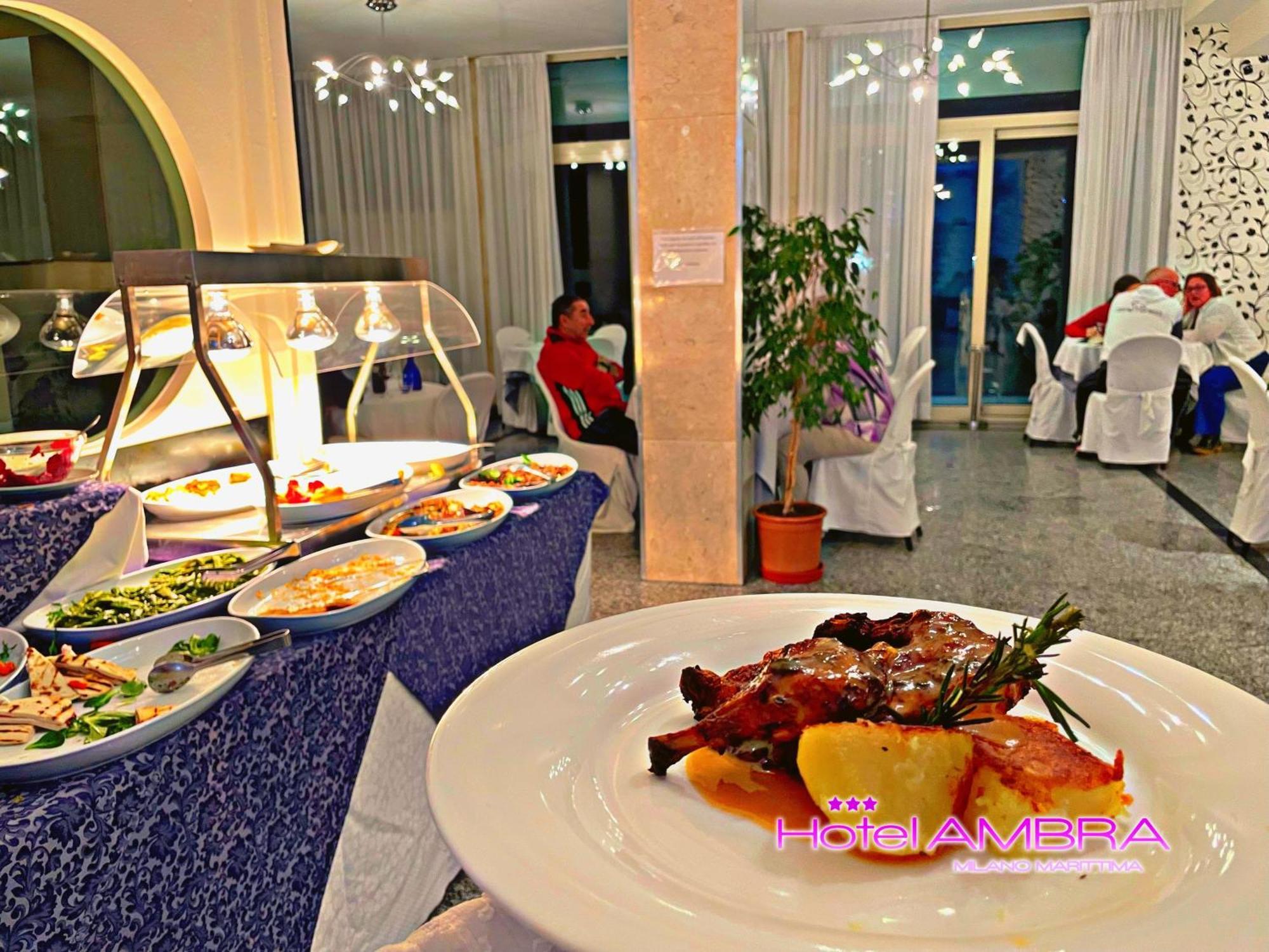 Hotel Ambra Милано Мартима Екстериор снимка